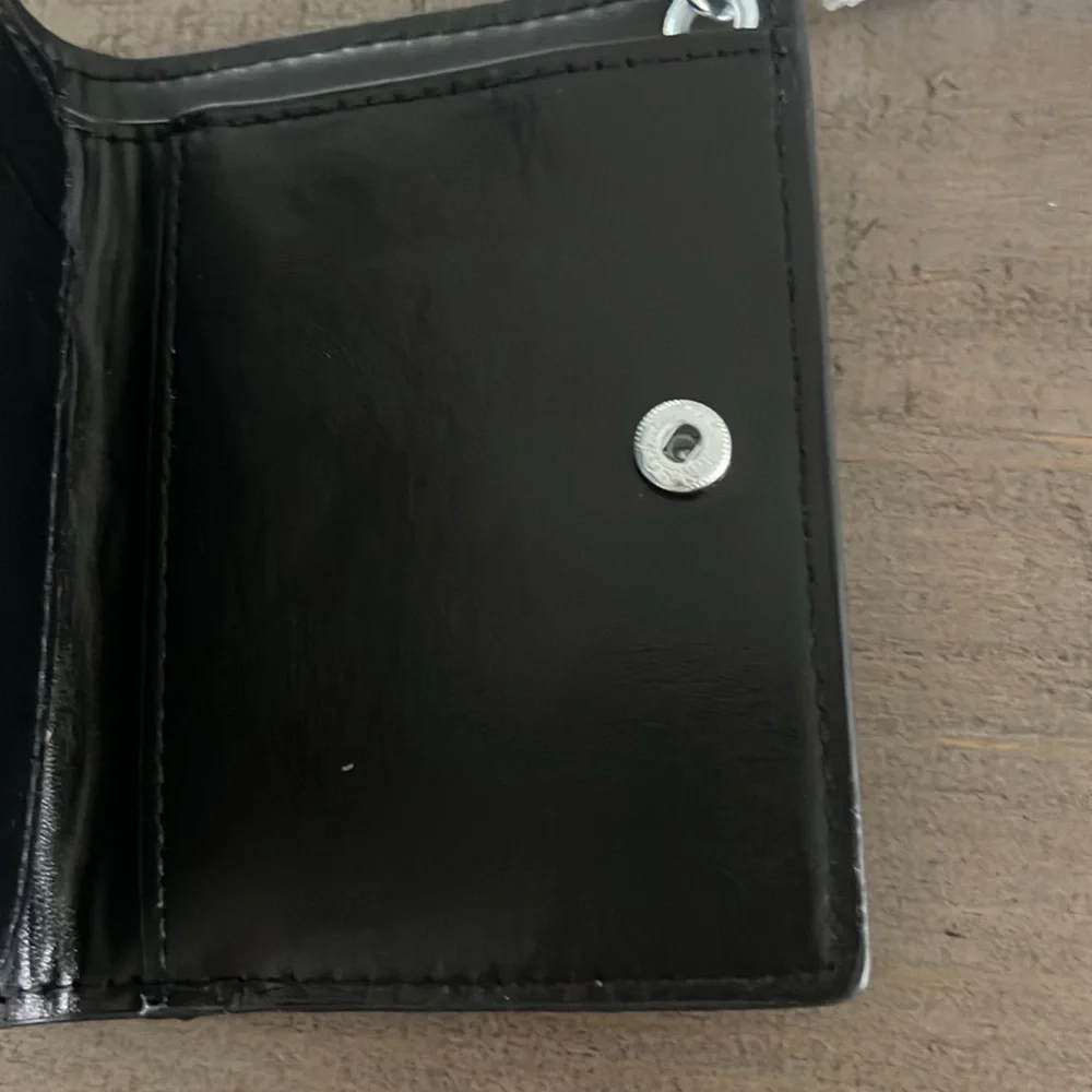 Michael Kors Wallet -NEW